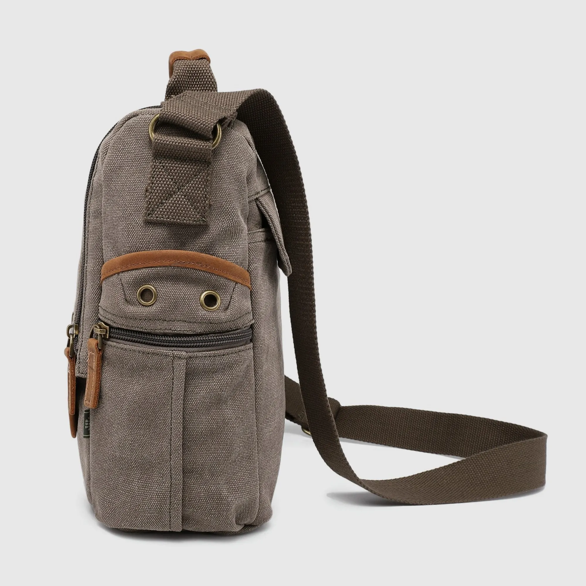 Atona Crossbody