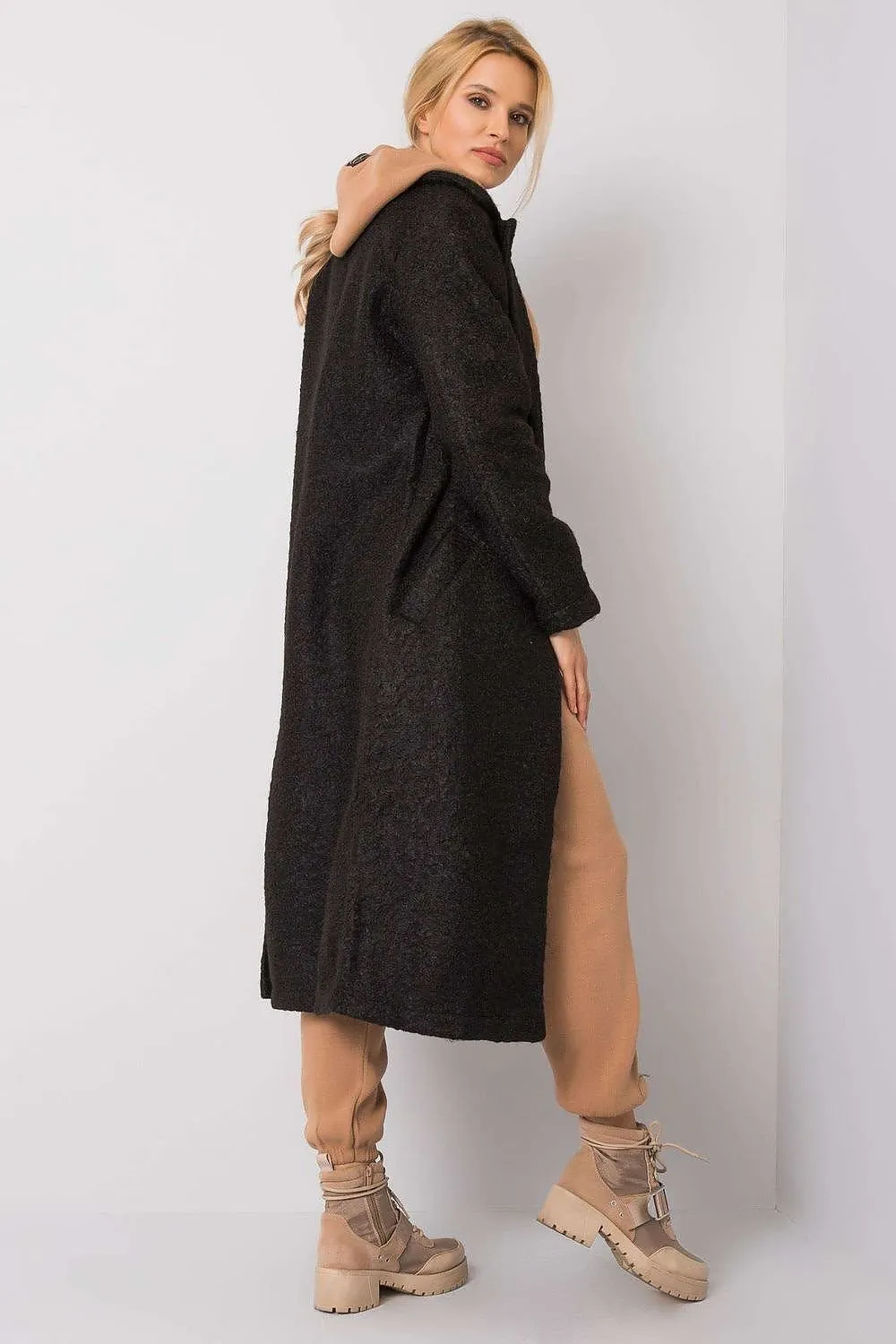 Coat model 172479 Rue Paris