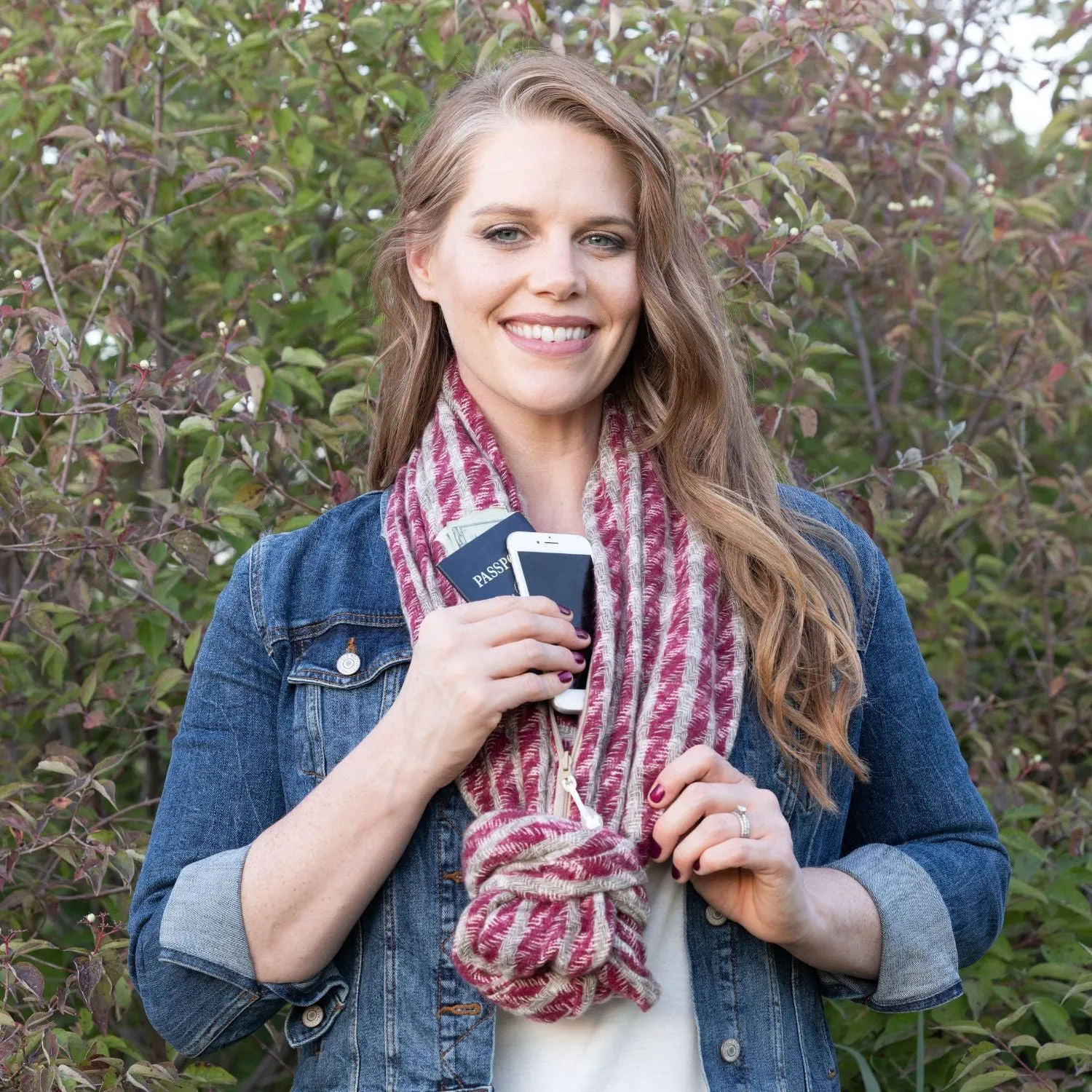 Convertible Infinity Scarf with Pocket™ | Edenburgh Burgundy