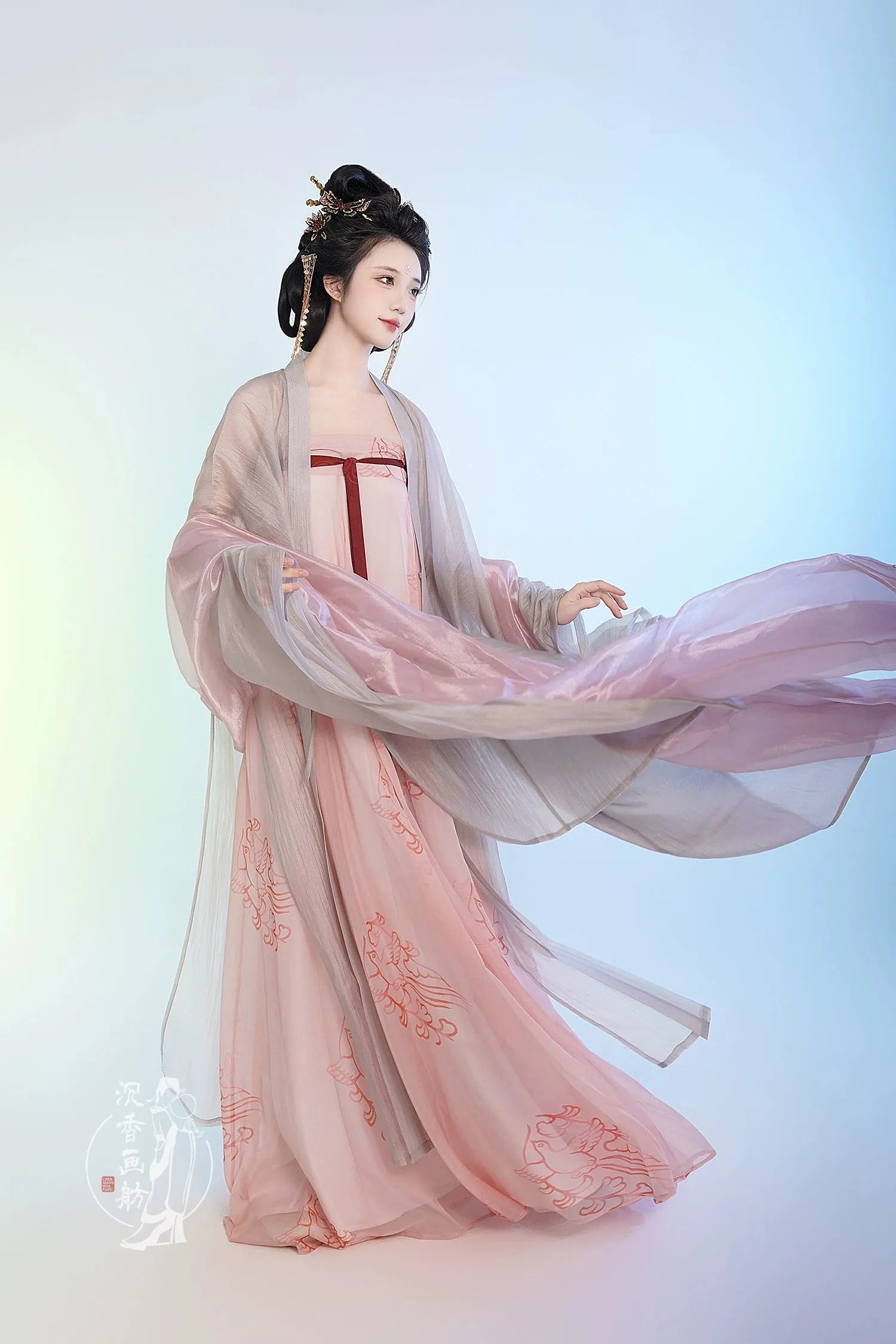 Historically Accurate Tang Dynasty Hanfu, Qixiong Ruqun, Hiding Crane (Preorder)