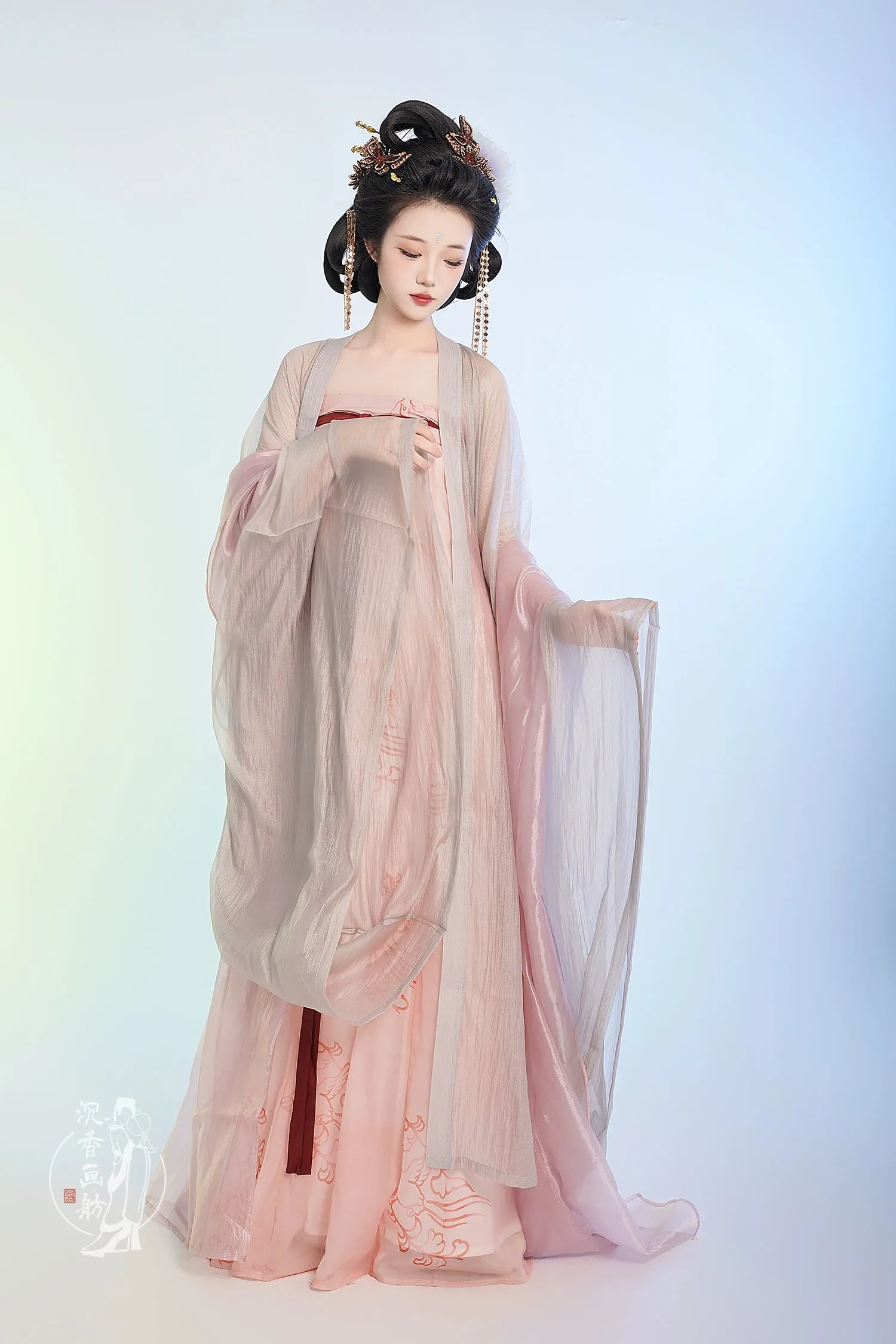 Historically Accurate Tang Dynasty Hanfu, Qixiong Ruqun, Hiding Crane (Preorder)