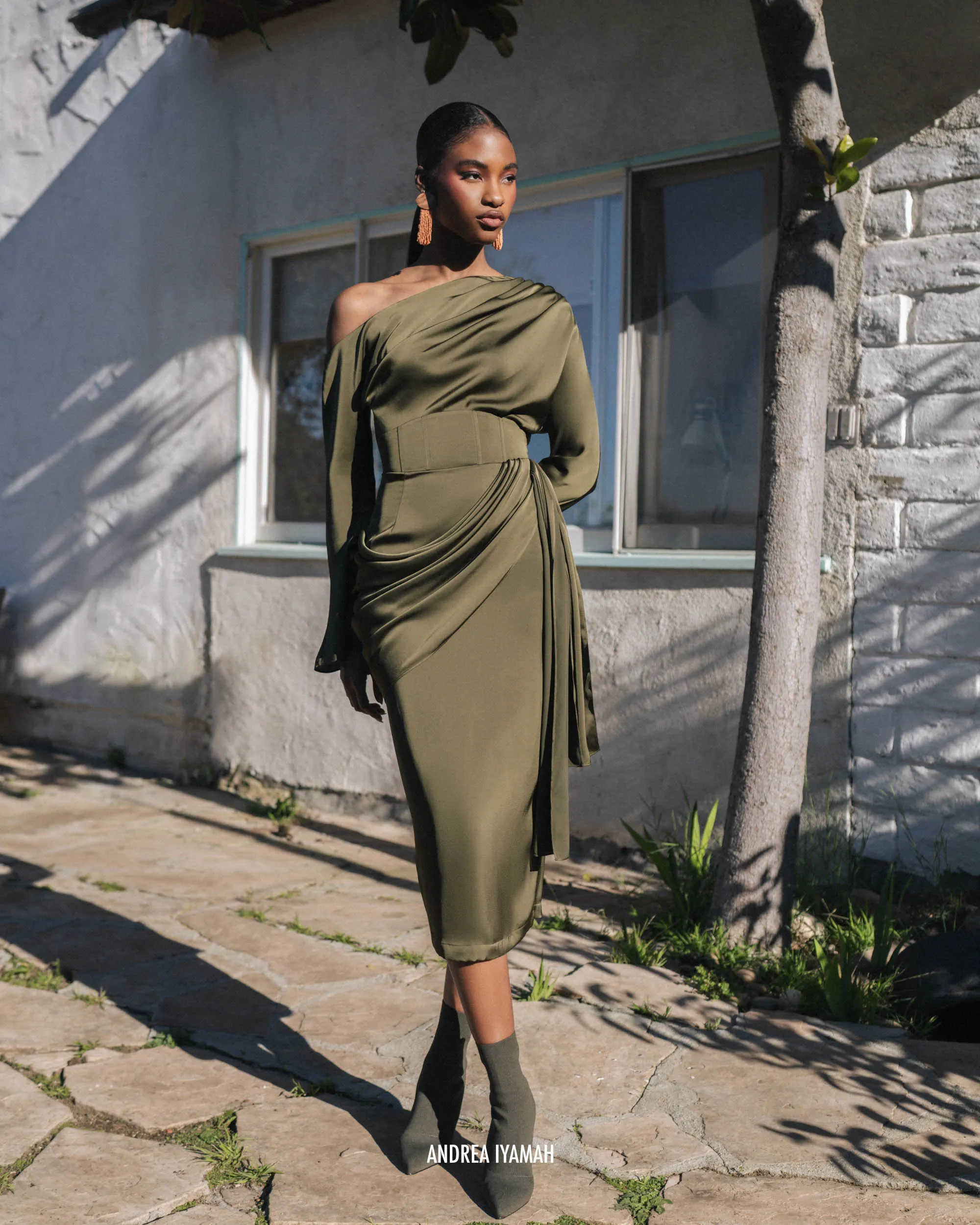 IDO DRAPE MIDI SKIRT - OLIVE