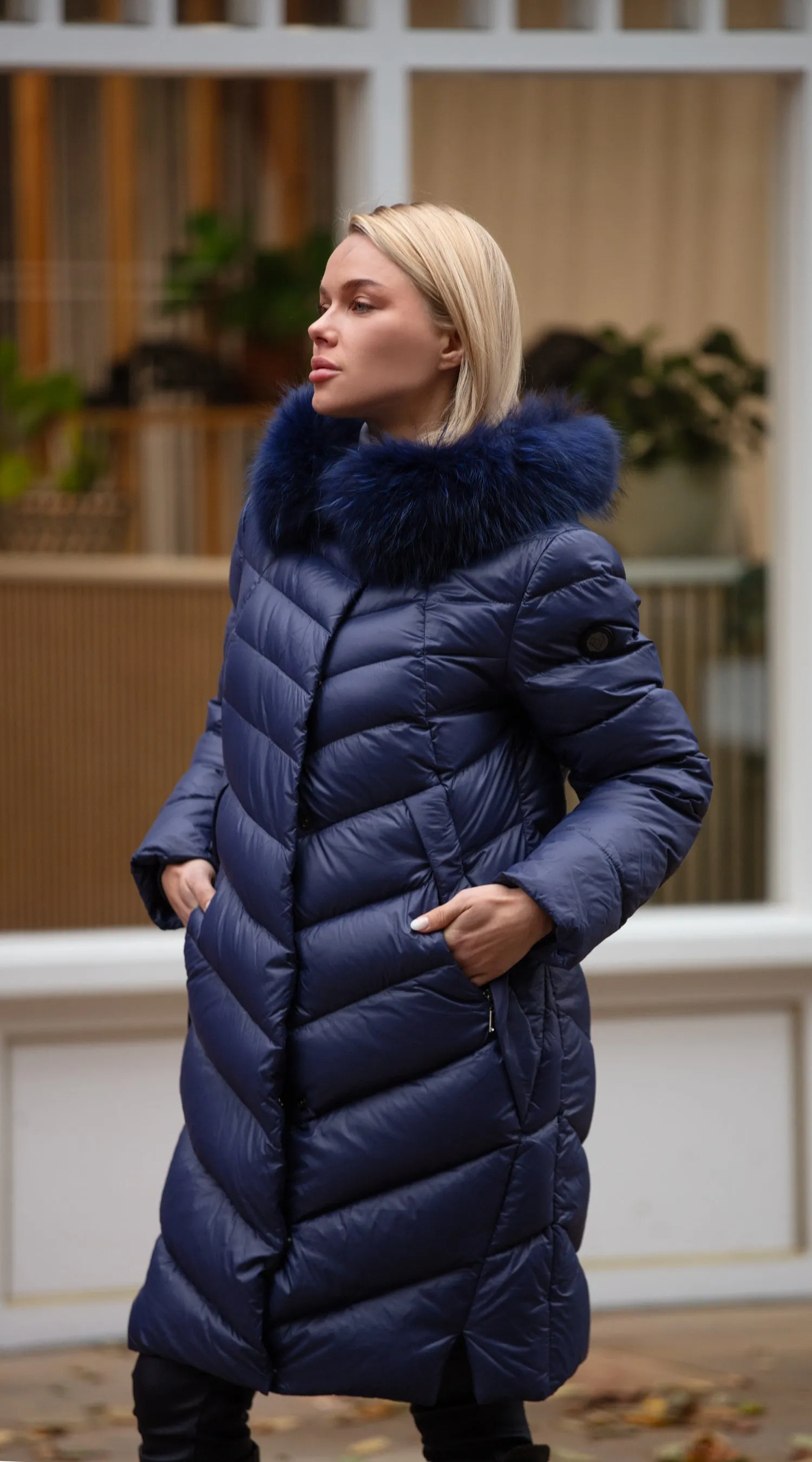 Luxy Midi Water-Repellent Down Jacket - Navy