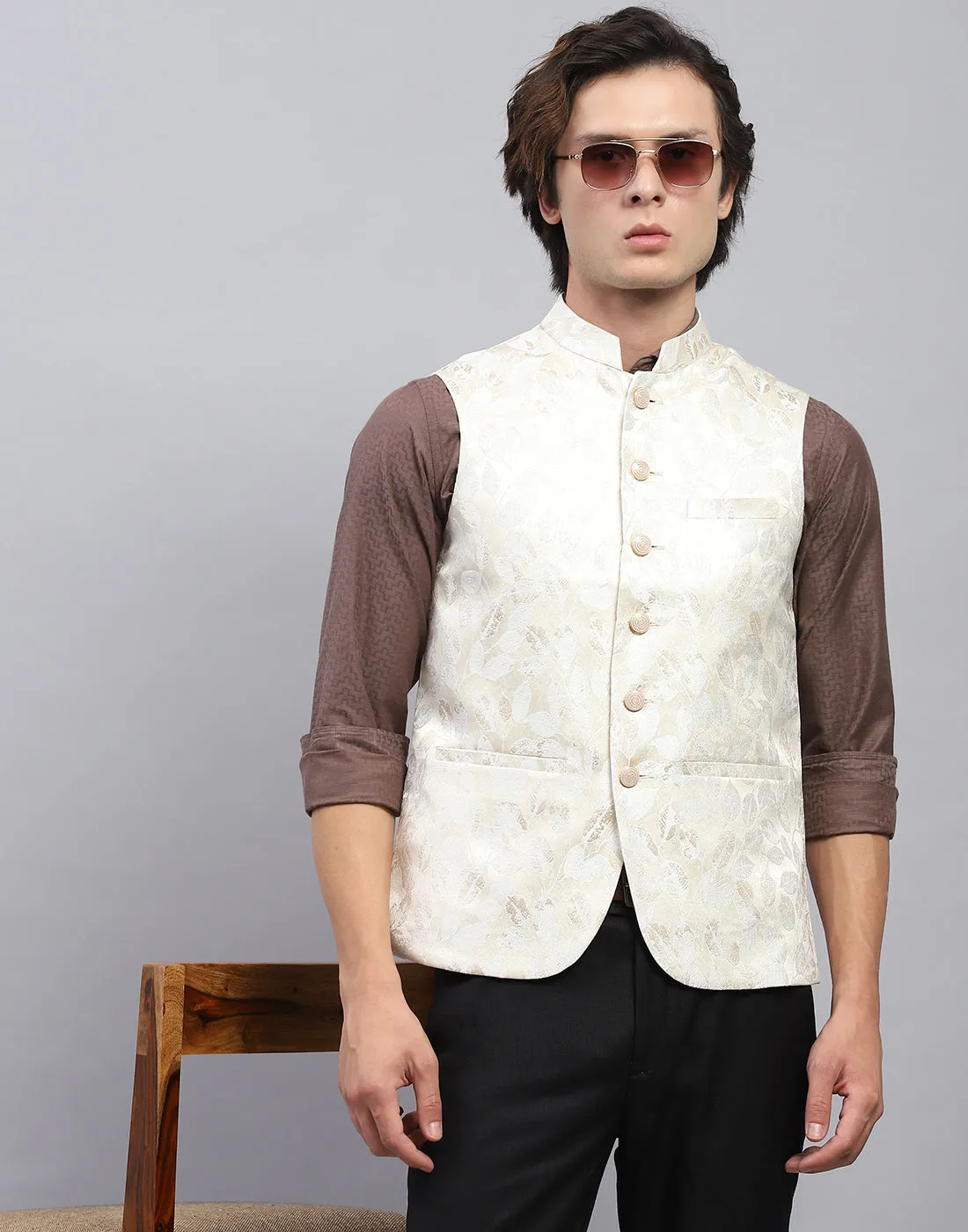 Men Cream Floral Print Band Collar Sleeveless Nehru Jacket