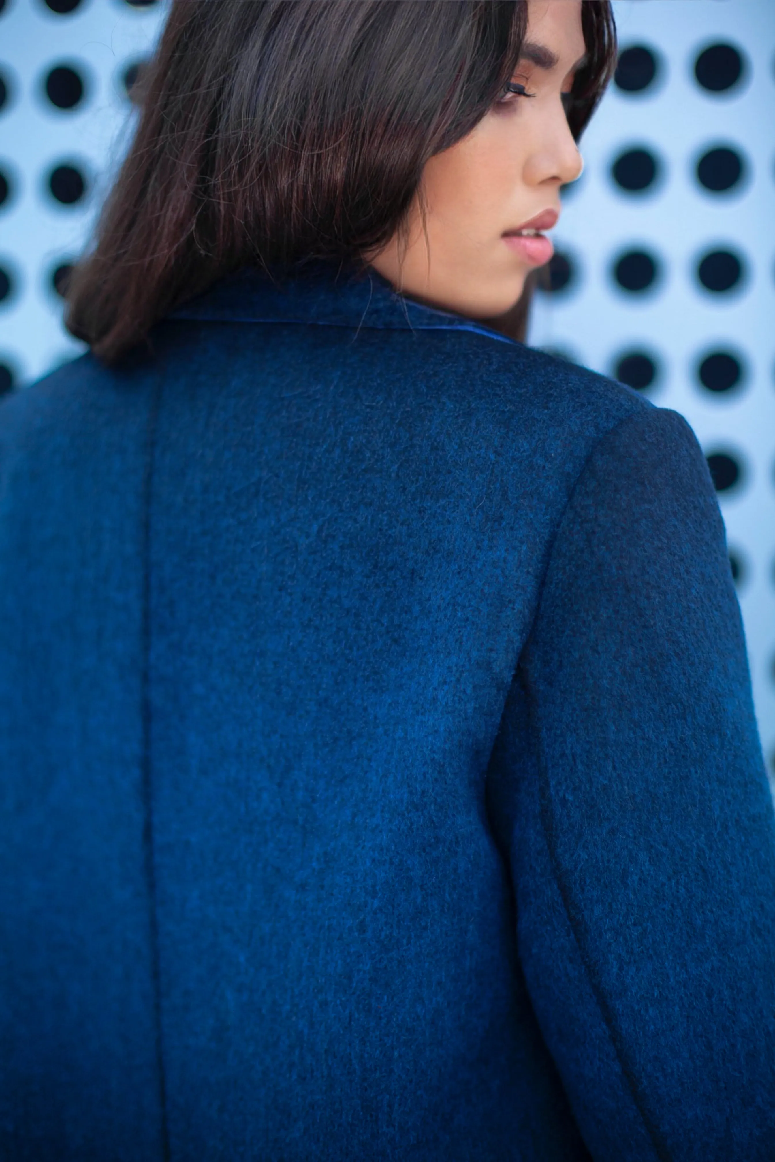 NAVY BLUE CHROMATIC COAT