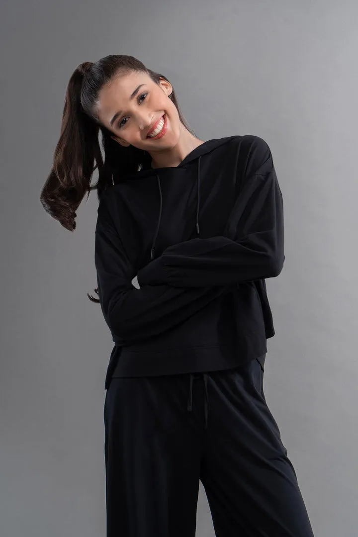 Necesera Black Sweatshirt