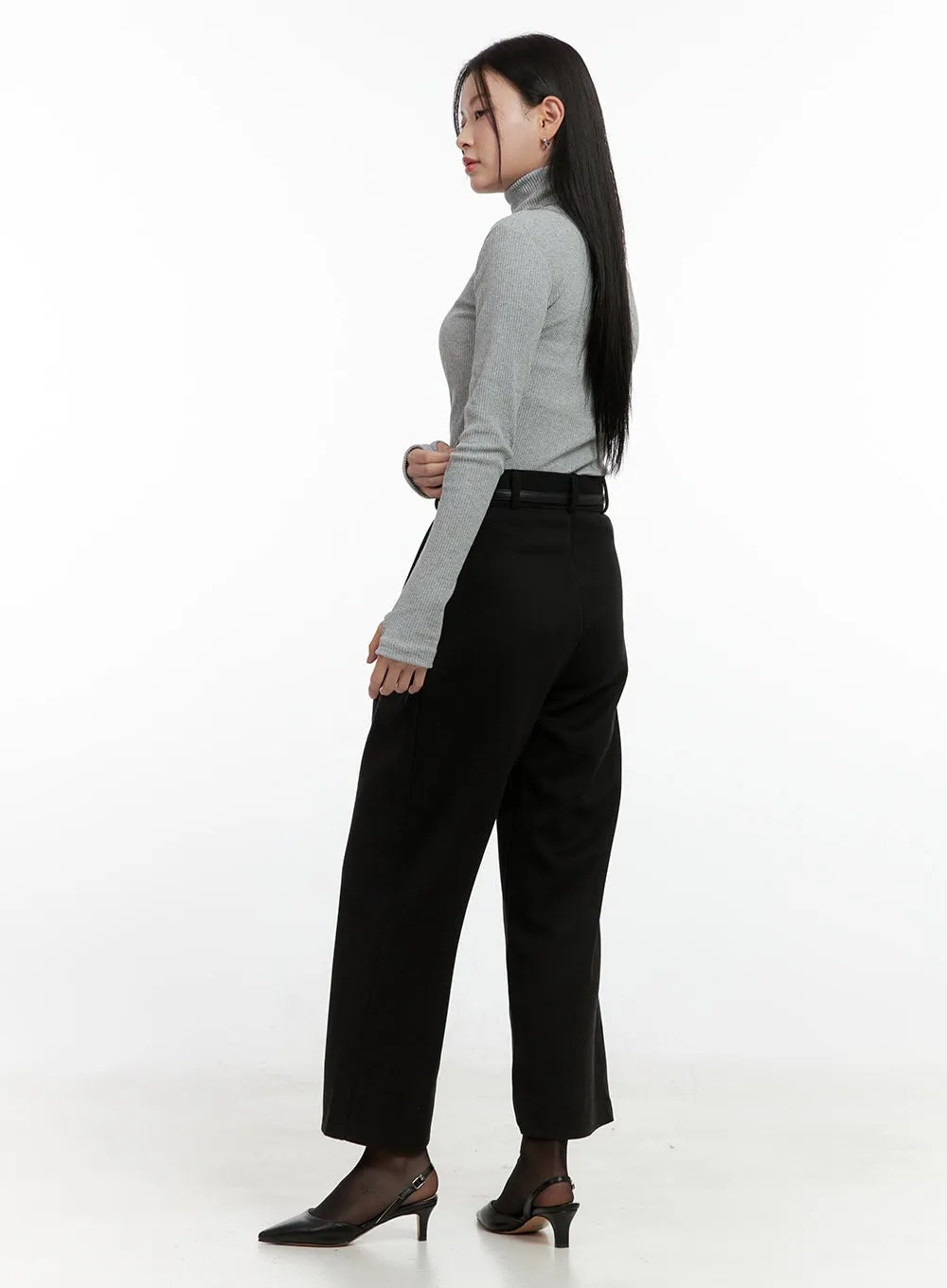 Ribbed Long-Sleeve Turtleneck Top ON408