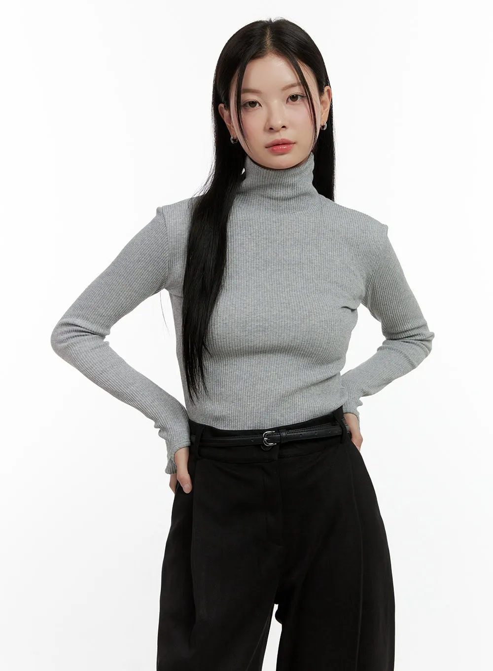 Ribbed Long-Sleeve Turtleneck Top ON408