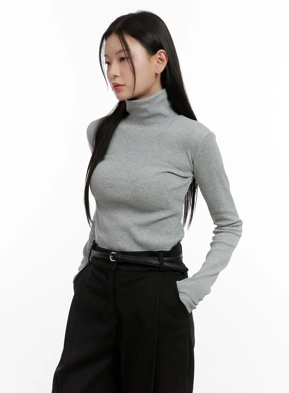 Ribbed Long-Sleeve Turtleneck Top ON408