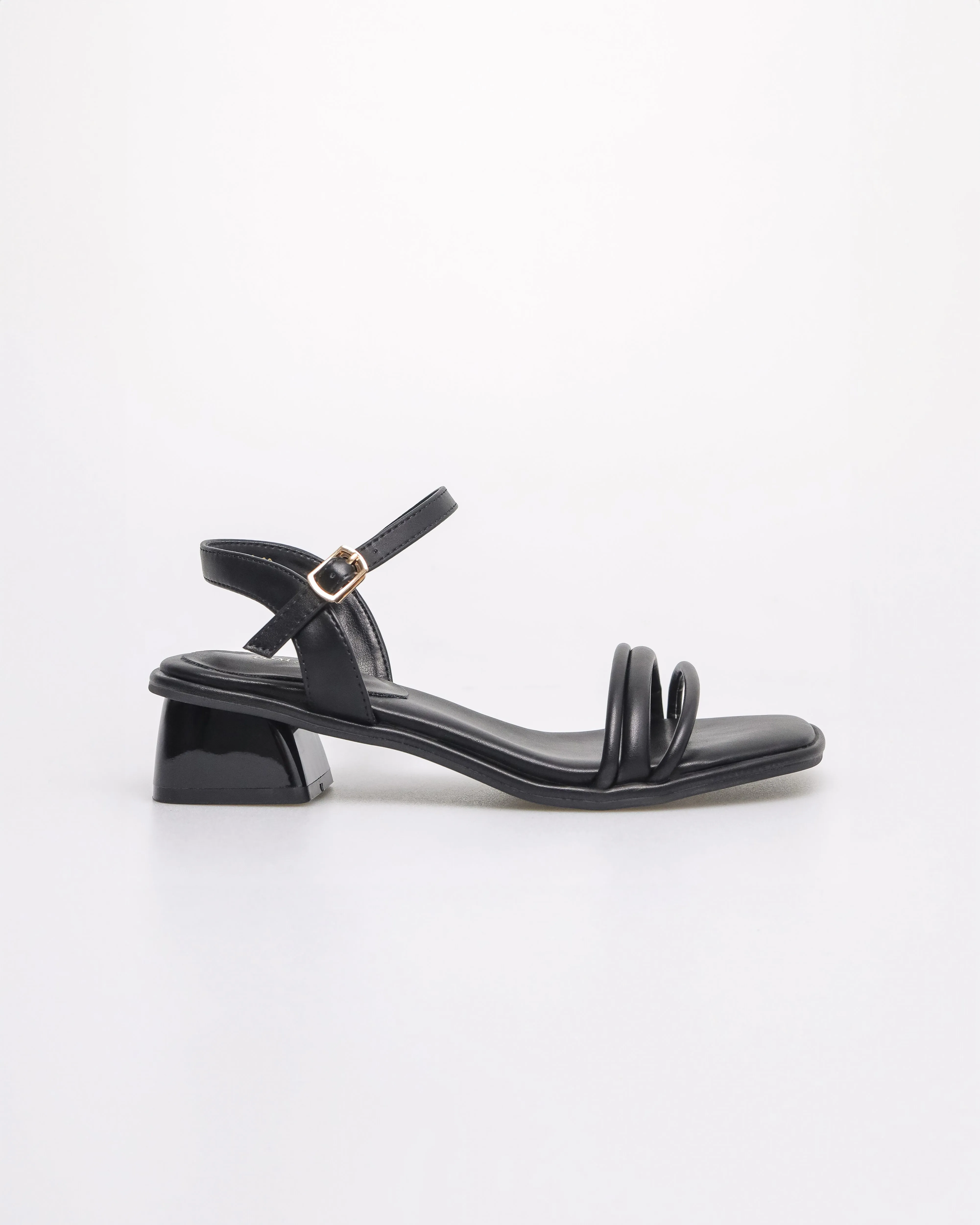 Tomaz NN376 Ladies Strappy Slingback Heels (Black)