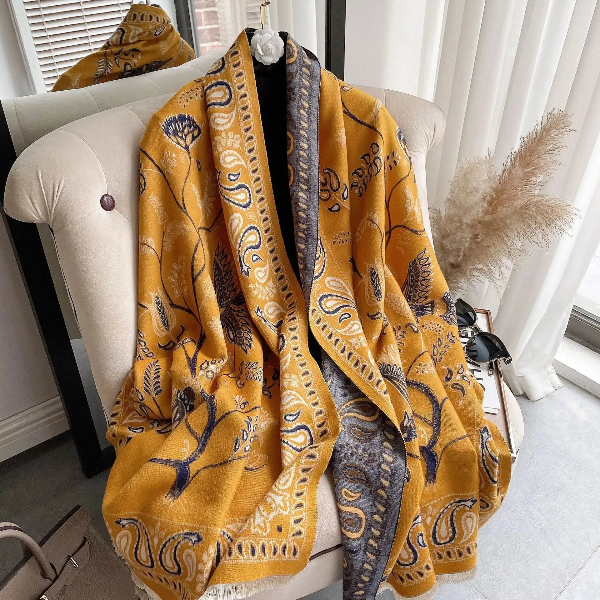 VISROVER Paisley cashmere woman winter scarf fashion female Wool handfeel Winter shawl High Quailty winter wraps Gift